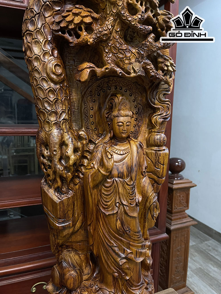 Tượng Phật Bà Quan Âm Gỗ Sưa Cao 106 Ngang 45 Sâu 45 (cm)