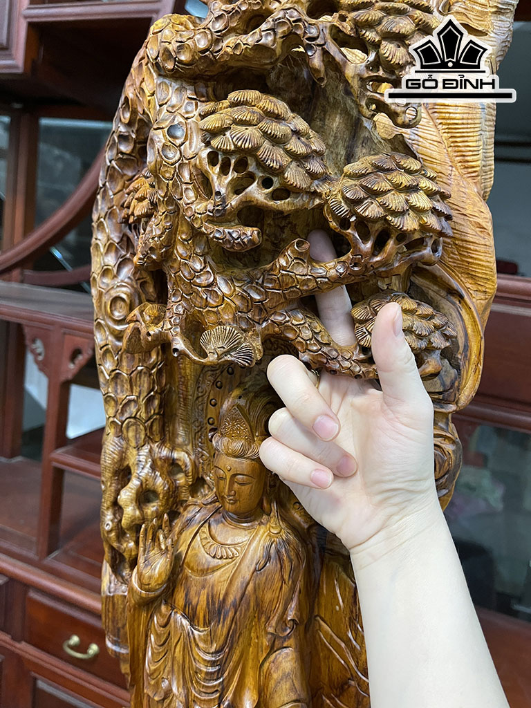 Tượng Phật Bà Quan Âm Gỗ Sưa Cao 106 Ngang 45 Sâu 45 (cm)