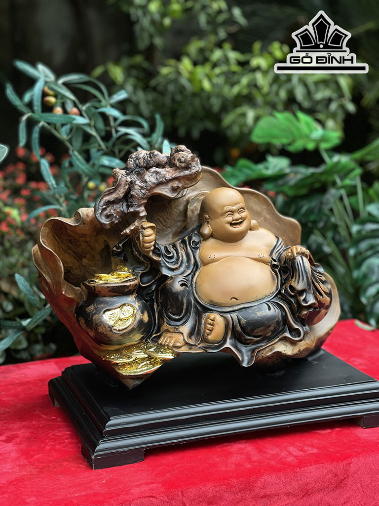 Tượng Phật Di Lặc Gỗ Bách Xanh Cao 28 Ngang 40 Sâu 18 (cm)