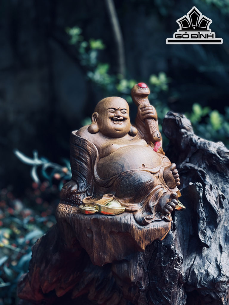 Tượng Phật Di Lặc Gỗ Bách Xanh Cao 56 Ngang 43 Sâu 30 (cm)