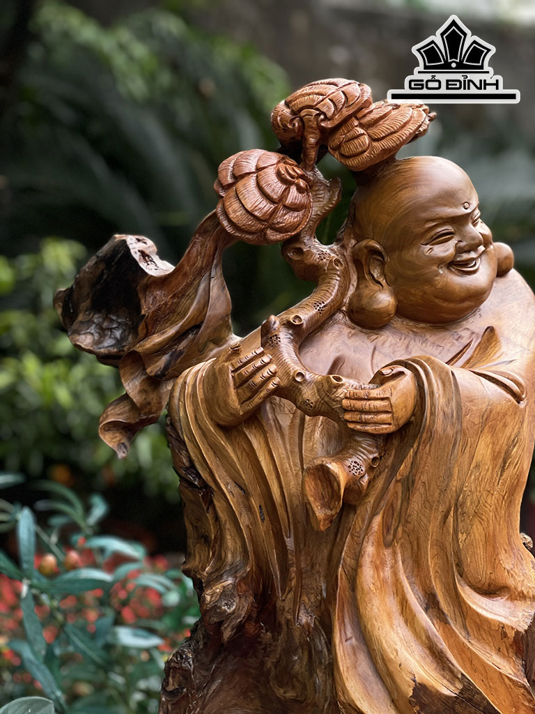 Tượng Phật Di Lặc Gỗ Bách Xanh Cao 64 Ngang 43 Sâu 40 (cm)