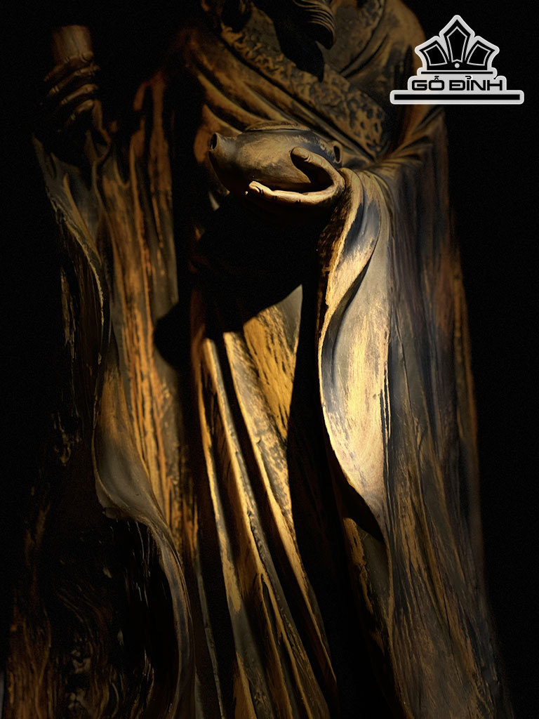 Tượng Thần Trà Gỗ Bách Xanh Cao 59 Ngang 26 Sâu 15 (cm)