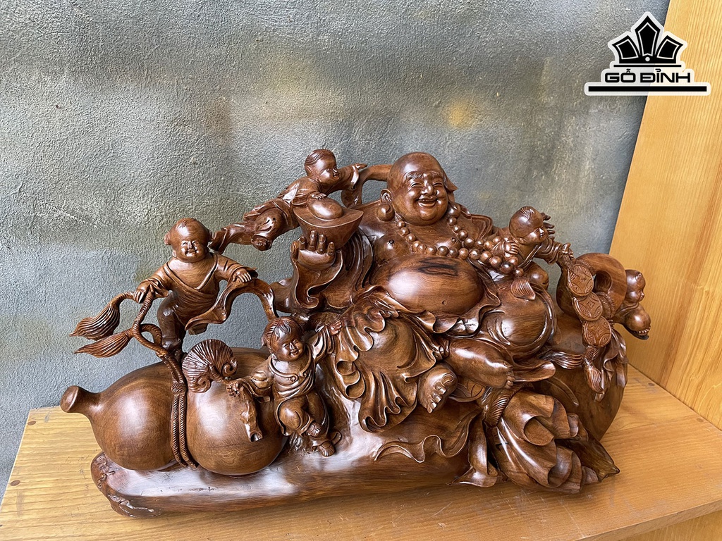 Tượng Phật Di Lặc Gỗ Bách Xanh Cao 36 Ngang 68 Sâu 31 (cm)