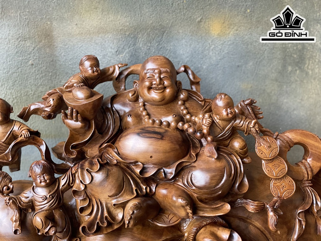 Tượng Phật Di Lặc Gỗ Bách Xanh Cao 36 Ngang 68 Sâu 31 (cm)