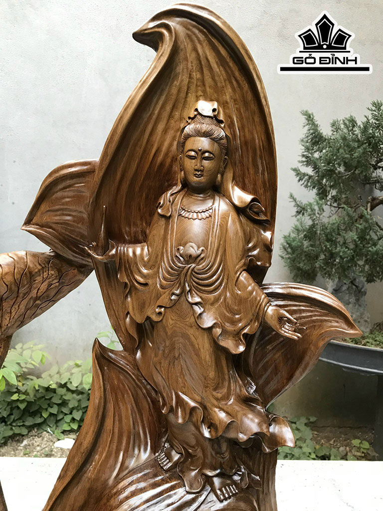 Tượng Phật Quan Thế Âm Bồ Tát Gỗ Bách Xanh Cao 72 Ngang 57 Sâu 23 (cm)