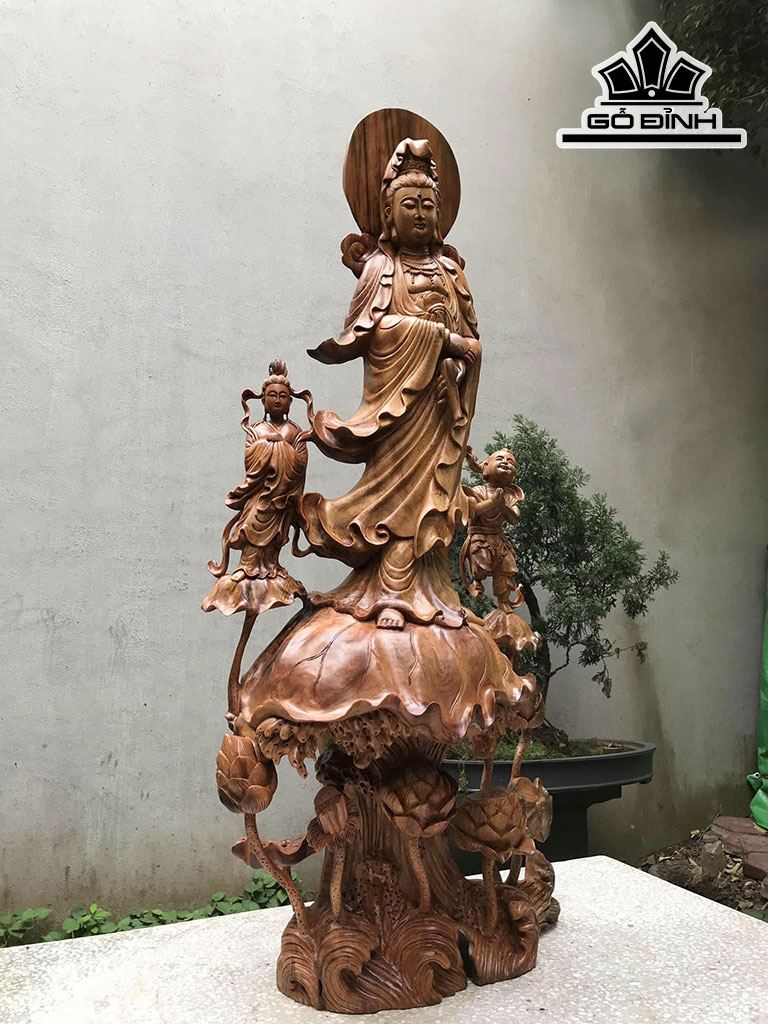 Tượng Phật Quan Thế Âm Bồ Tát Gỗ Thủy Tùng Cao 130 Ngang 60 Sâu 33 (cm)