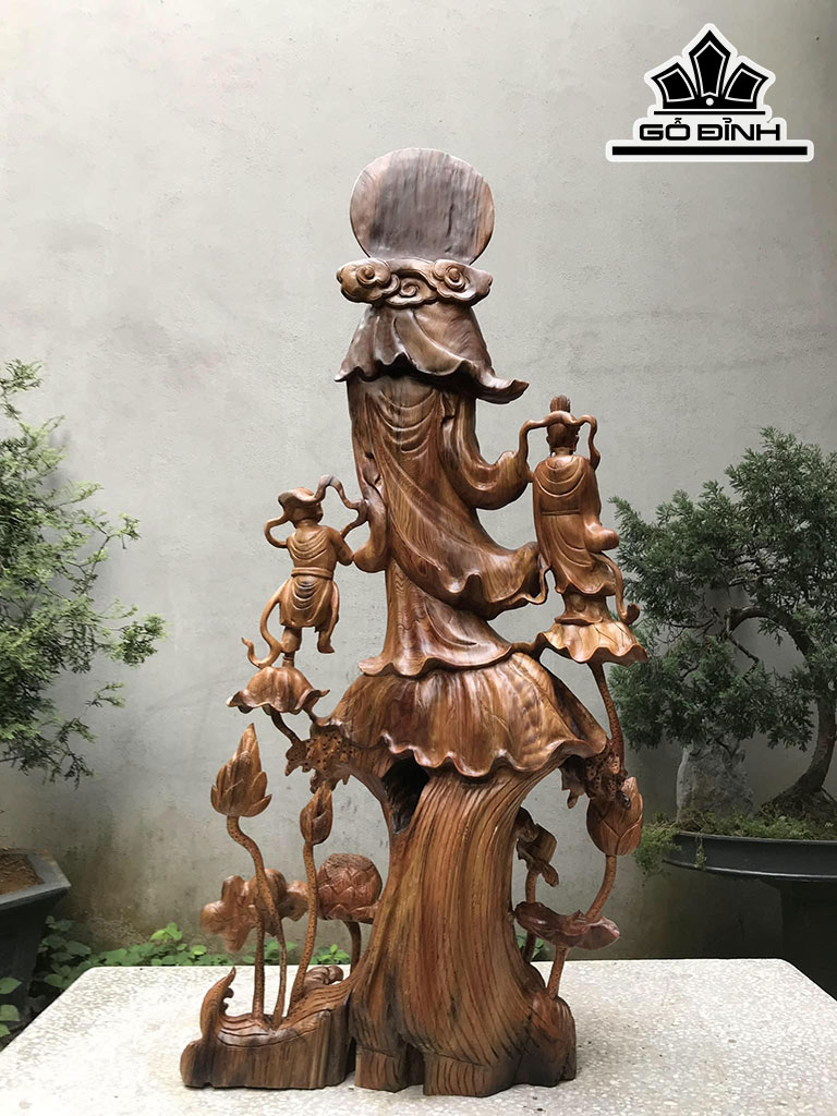 Tượng Phật Quan Thế Âm Bồ Tát Gỗ Thủy Tùng Cao 130 Ngang 60 Sâu 33 (cm)