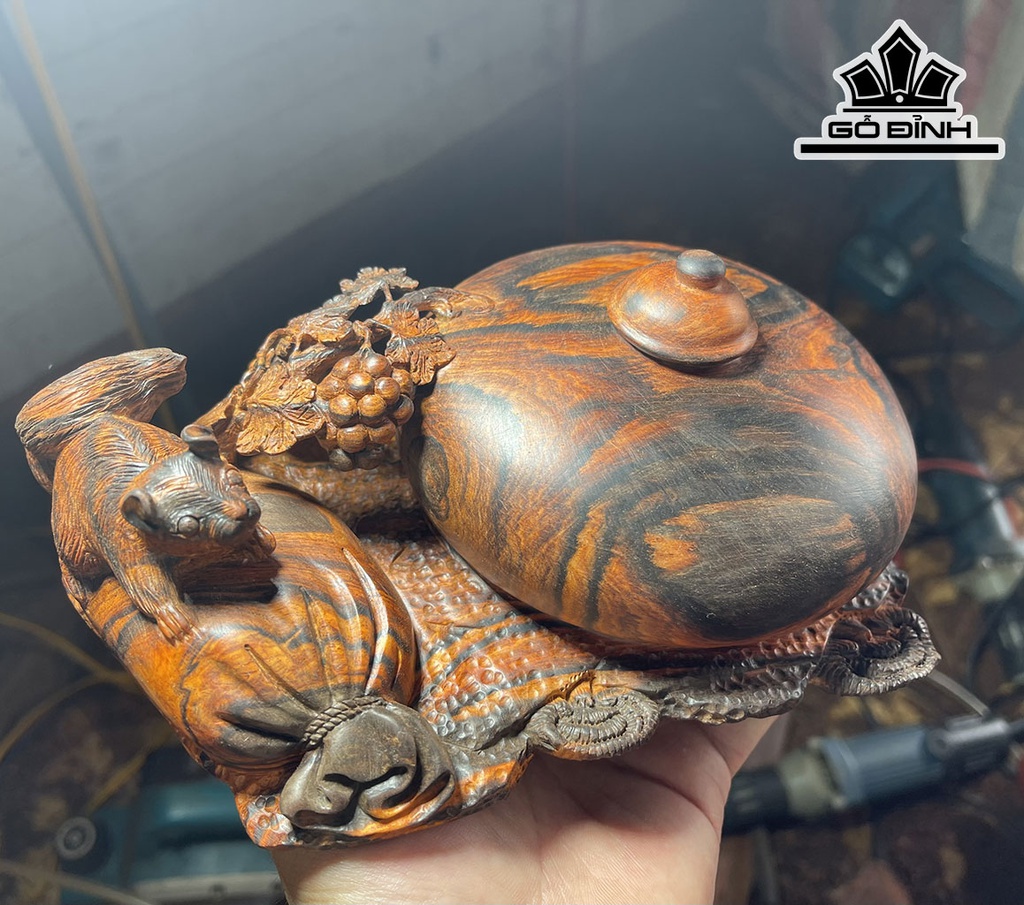 Chum Phú Quý Nho Sóc Gỗ Trắc Cao 8 Ngang 20 (cm)