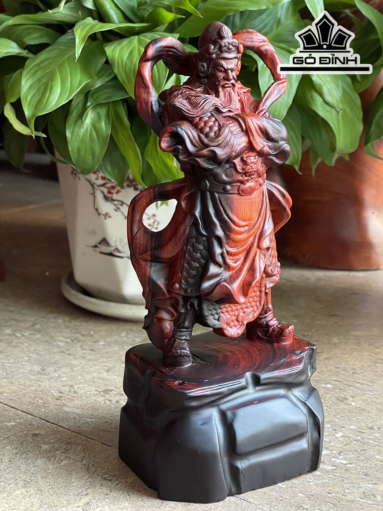 Tượng Quan Công Gỗ Trắc Cao 20 Ngang 11 Sâu 9 (cm)