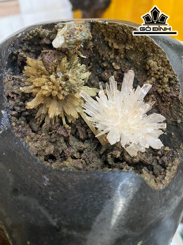 Bông Hoa Ưu Đàm Đá Aragonit Cao 28 (cm) 6,7kg