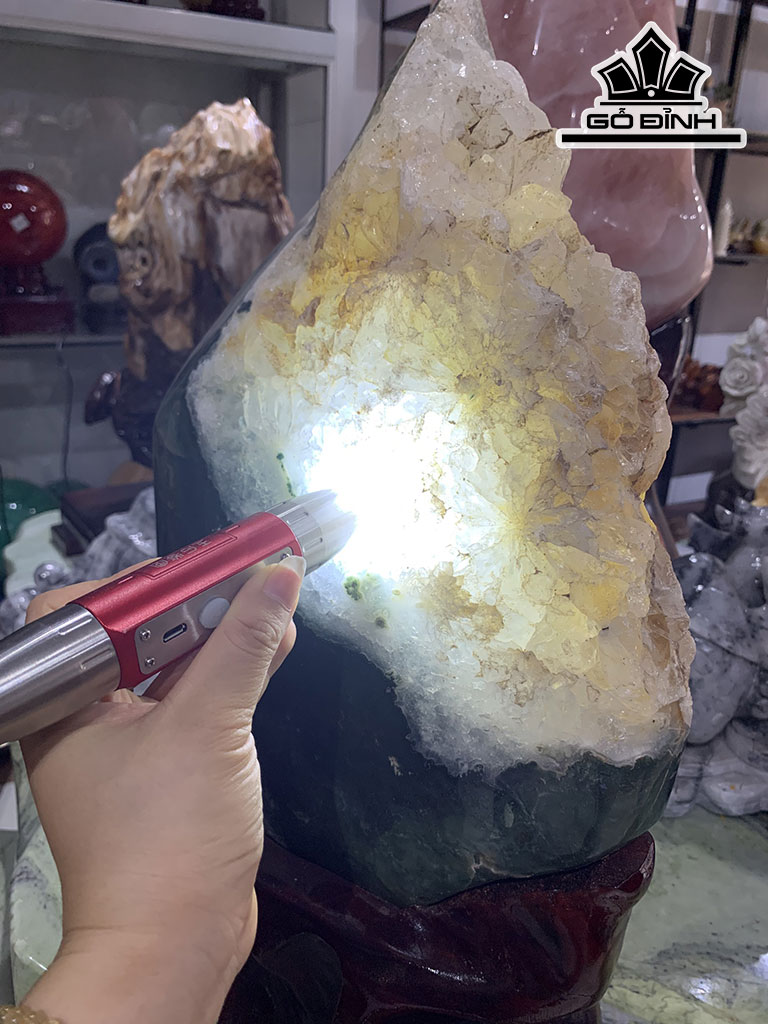 Núi Đá Cảnh Đá Thạch Anh Caxedon Cao 39 Ngang 25 Sâu 16 (cm) 18,8kg