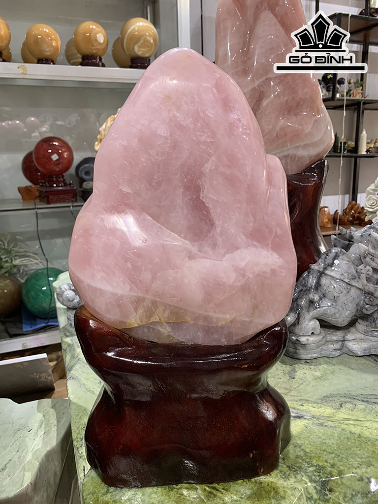 Núi Đá Cảnh Đá Thạch Anh Hồng Cao 36 Ngang 23 Sâu 18 (cm) 19kg