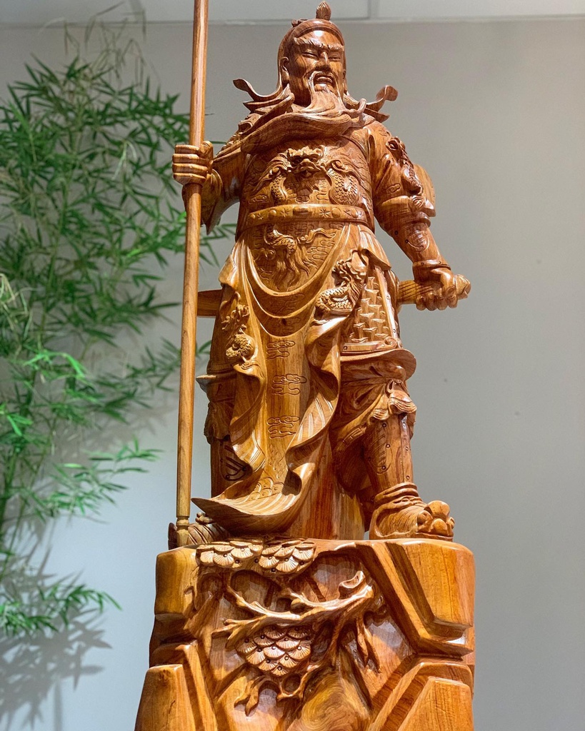 Tượng Quan Công Gỗ Hương Cao 100 Ngang 36 Sâu 24 (cm)