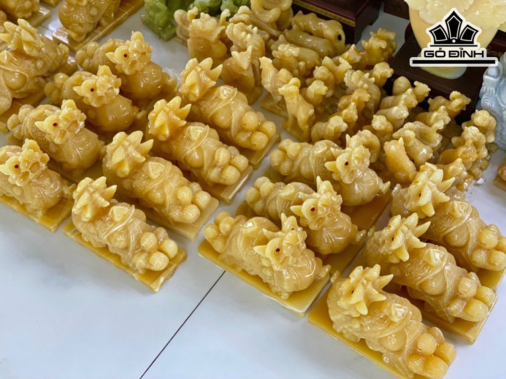 Tượng Tỳ Hưu Đá Ngọc Hoàng Long Cao 20 (cm)