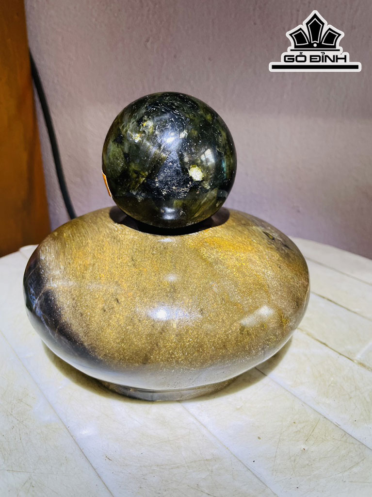 Bi cầu Đá Xà Cừ (Labradorite) Cao 16 Ngang 16 (cm) 3,2kg