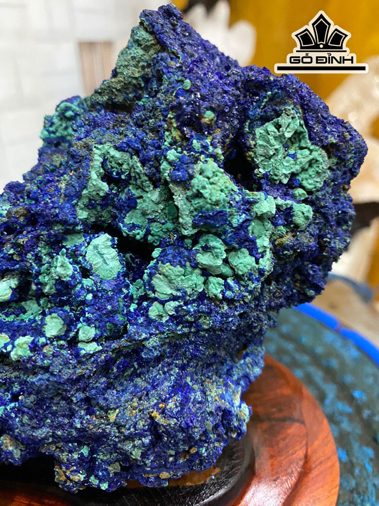 Tác Phẩm Đá Azurite Cao 15 Ngang 13 (cm) 1,65kg