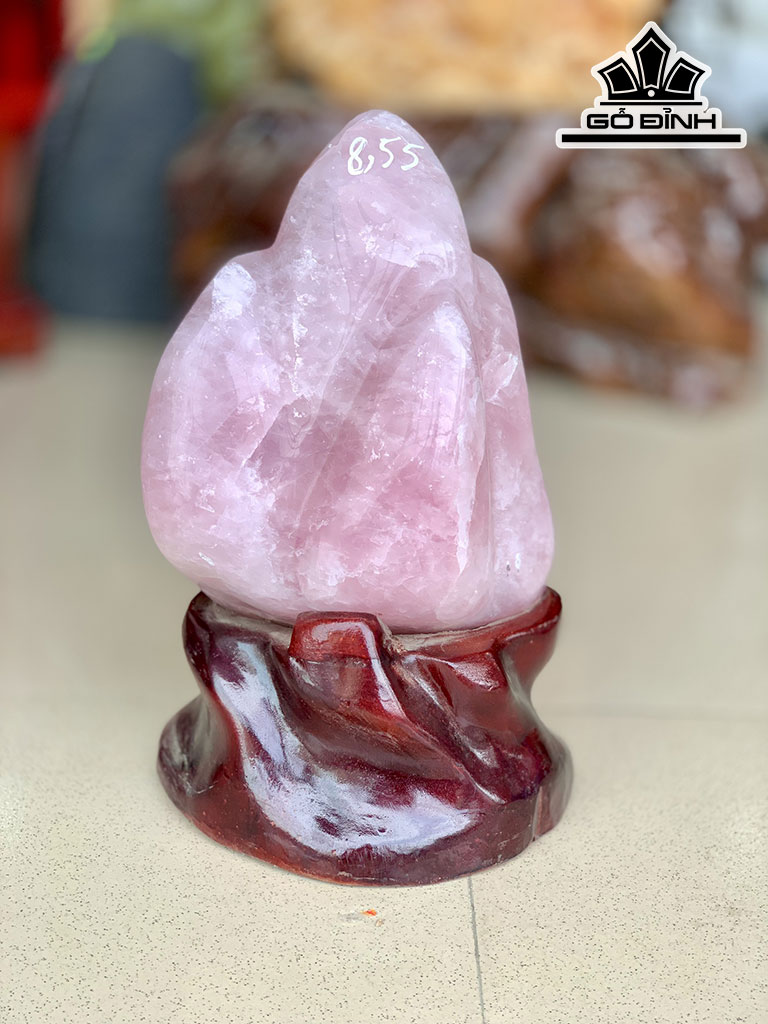 Tác Phẩm Đá Thạch Anh Hồng Cao 39 Ngang 20 (cm) 8,49kg