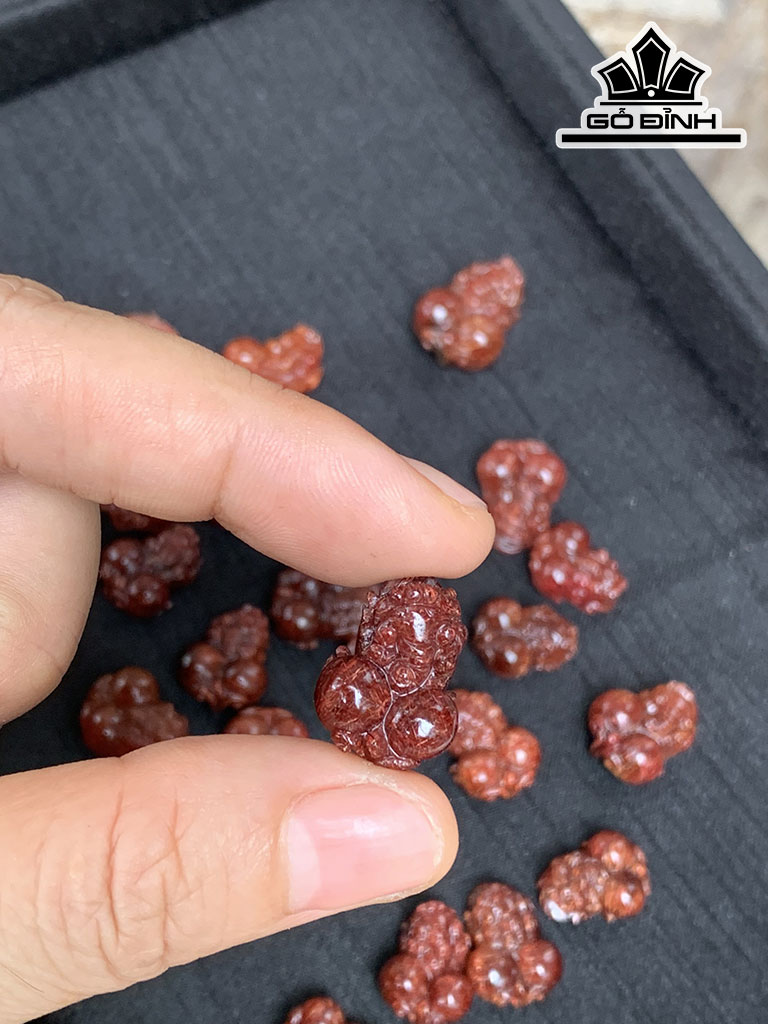 Mặt Dây Chuyền Tỳ Hưu Đá Thạch Anh Tóc Đỏ Cao 20 (mm)