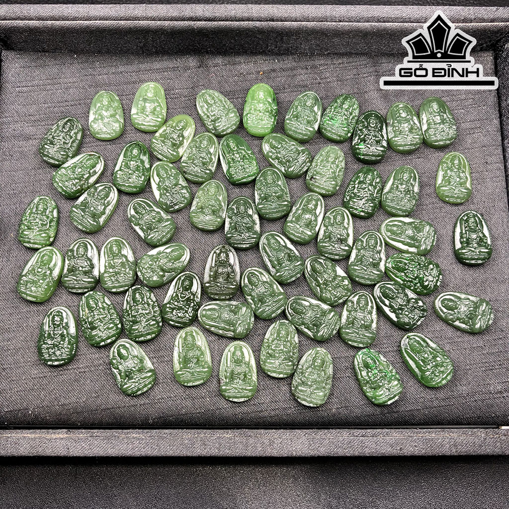 Mặt Dây Chuyền Phật Bản Mệnh Đá Ngọc Bích (Nephrite Jade) Cao 2 (cm)