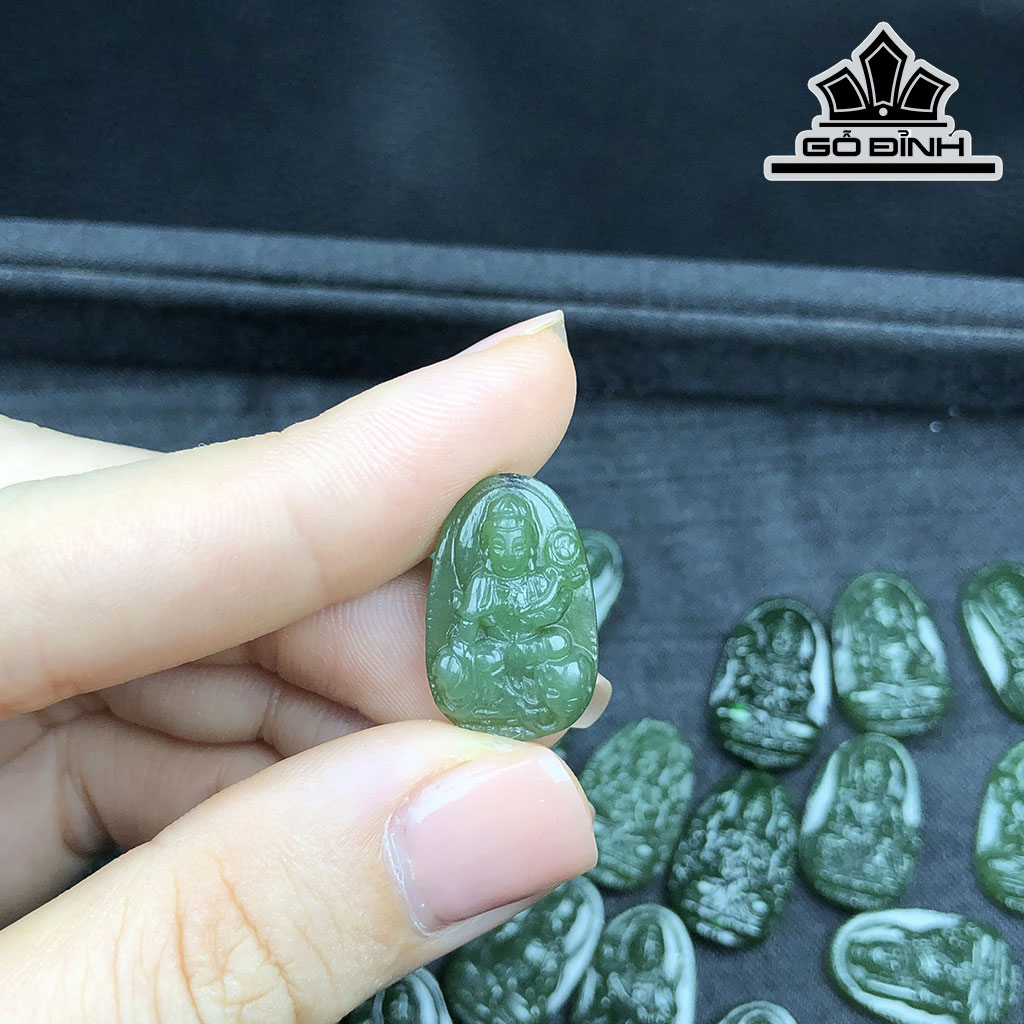 Mặt Dây Chuyền Phật Bản Mệnh Đá Ngọc Bích (Nephrite Jade) Cao 2 (cm)