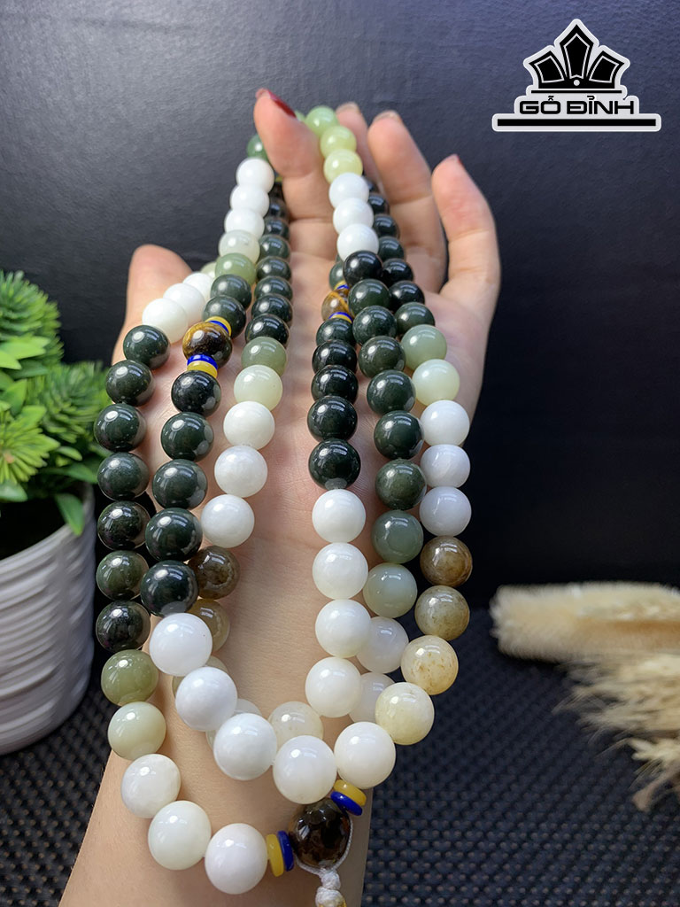 Chuỗi Đá Ngọc Bích (Nephrite Jade) Đường Kính Hạt 9,8 (mm)