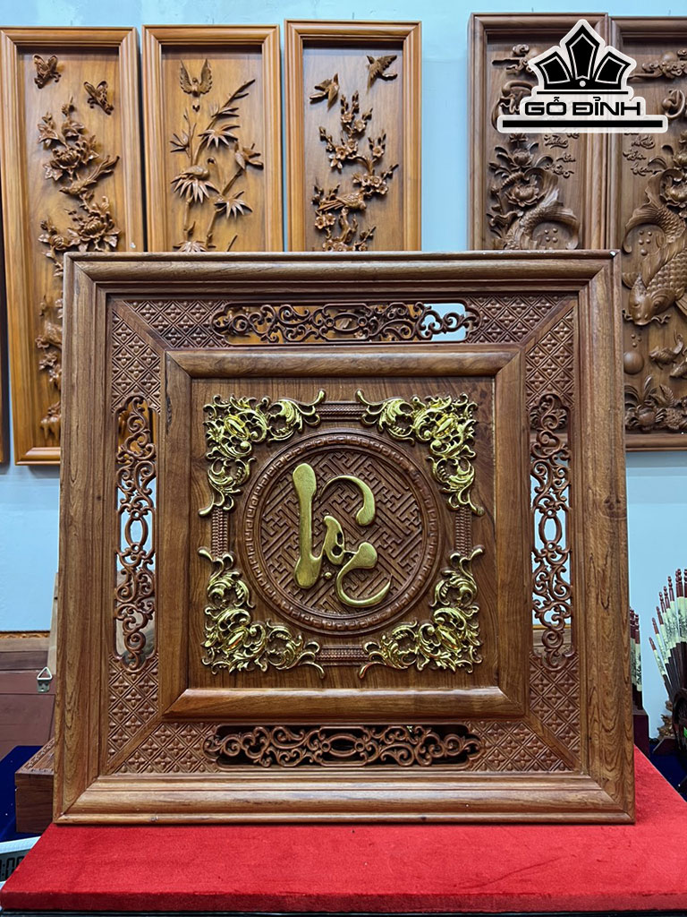 Tranh Chữ Gỗ Hương Cao 61 Ngang61 Khuôn 3 Ván 2,5 (cm)