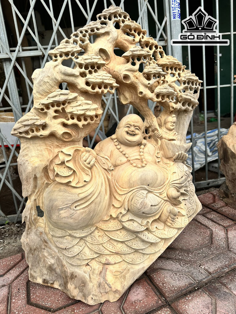 Tượng Di Lặc Gỗ Xá Xị Cao 72 Ngang 55 Sâu 22 (cm)