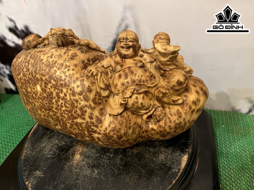 Tượng Phật Di Lặc Gỗ Nu Ngọc Am Cao 20 Ngang 36 Sâu 18 (cm)