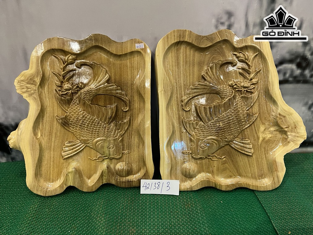 Tranh Con Cá Gỗ Nu Nghiến Cao 38 Ngang 42 Sâu 3 (cm)