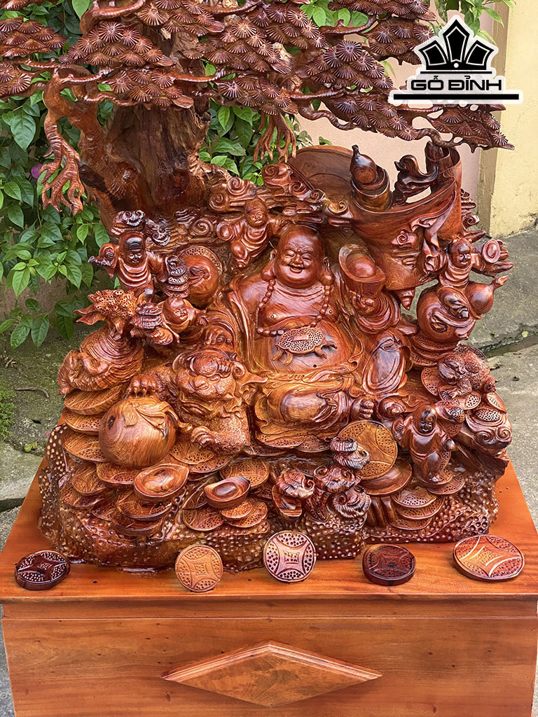 Tượng Phật Di Lặc Ngũ Phúc Ngồi Gốc Tùng Gỗ Cẩm Cao 112 Ngang 76 Sâu 55 (cm)