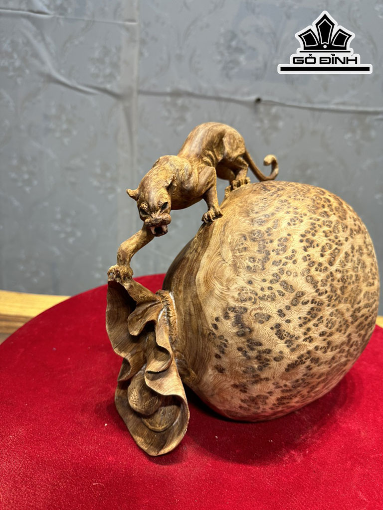 Tượng Báo Săn Mồi Gỗ Nu Ngọc Am Cao 23 Ngang 23 Sâu 18 (cm)