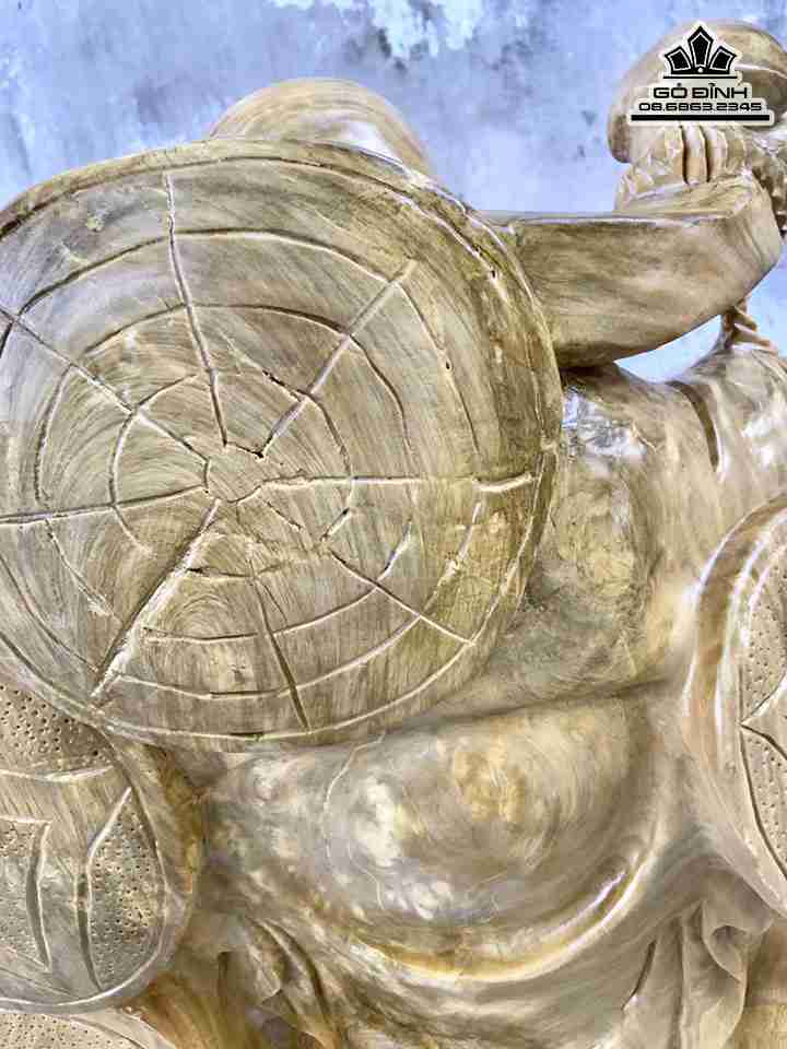 Mua-Tuong-Phat-Di-Lac-Vac-Gay-Nhu-Y-go-nu-nghien