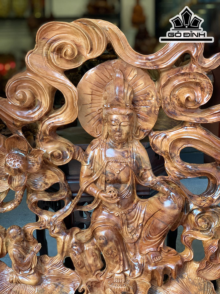 Tượng Phật Bà Quan Âm Gỗ Huyết Long Cao 65 Ngang 79 Sâu 8 (cm)