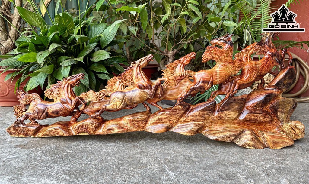 Tượng Bát Mã Gỗ Cẩm Ngang 93 Cao 26 Sâu 12 (cm)