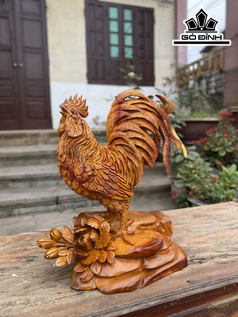 Tượng Gà Trống Gỗ Hương Cao 48 Ngang 40 Sâu 25 (cm)
