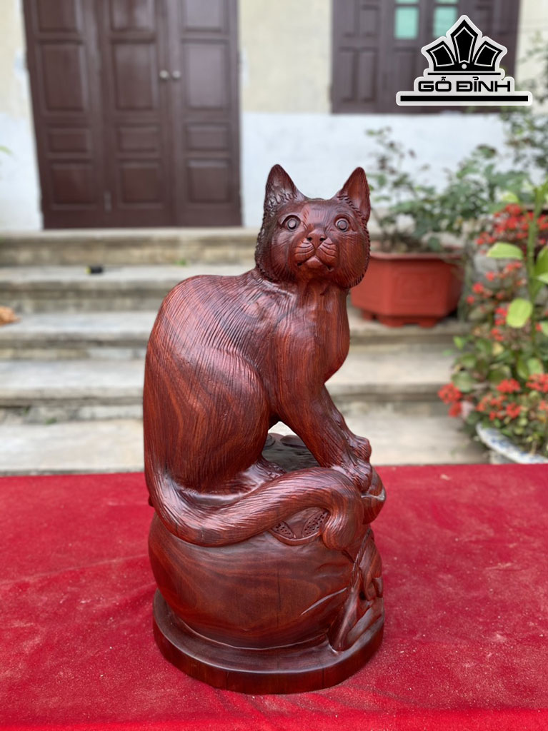 Tượng Mèo Gỗ Tử Đàn Cao 42 Ngang 22 Sâu 20 (cm)