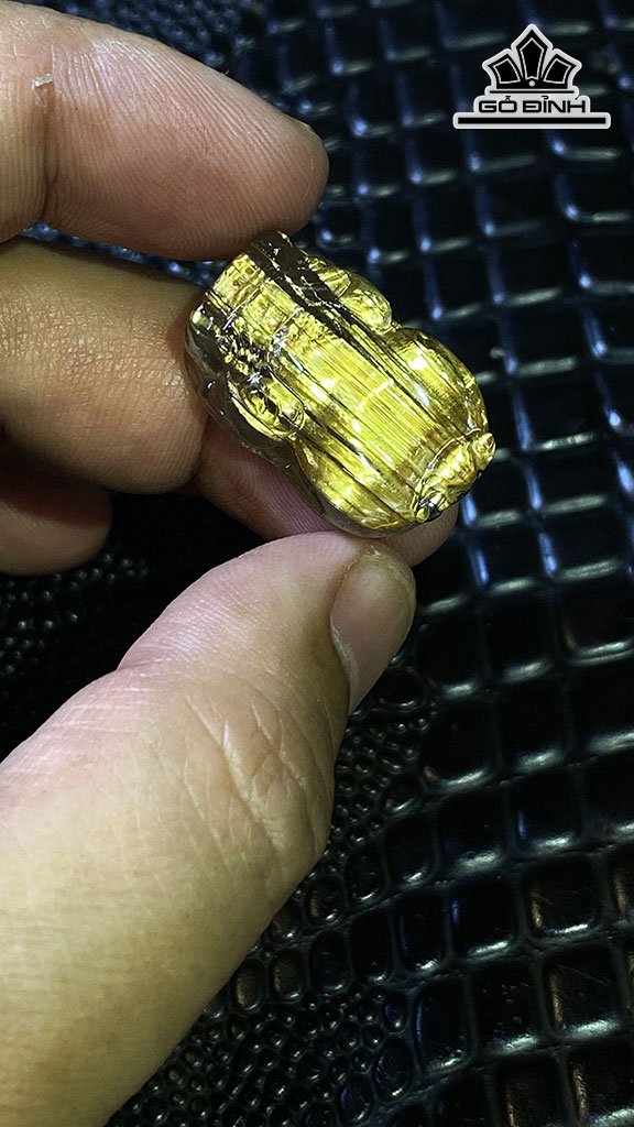 Mặt Dây Chuyền Tỳ Hưu Đá Thạch Anh Tóc Vàng Cao 26,3 Ngang 16,3 Sâu 10 (mm) 9gr