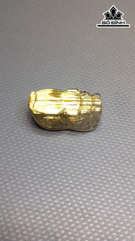 Mặt Dây Chuyền Tỳ Hưu Đá Thạch Anh Tóc Vàng Cao 28,2 Ngang 15,5 Sâu 12,5 (mm) 9,9gr