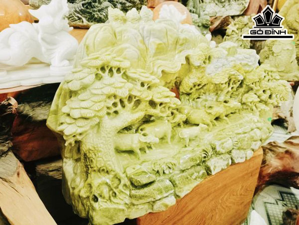 Tác Phẩm Đá Serpentine Cao 39 Ngang 73 Sâu 30 (cm) 73kg