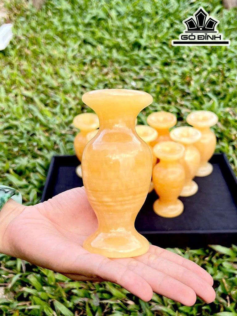 Tác Phẩm Đá Ngọc Hoàng Long Cao 12 (cm)