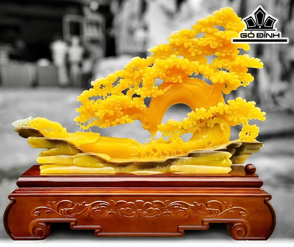 Tác Phẩm Đá Ngọc Hoàng Long Cao 62 Ngang 70 (cm)