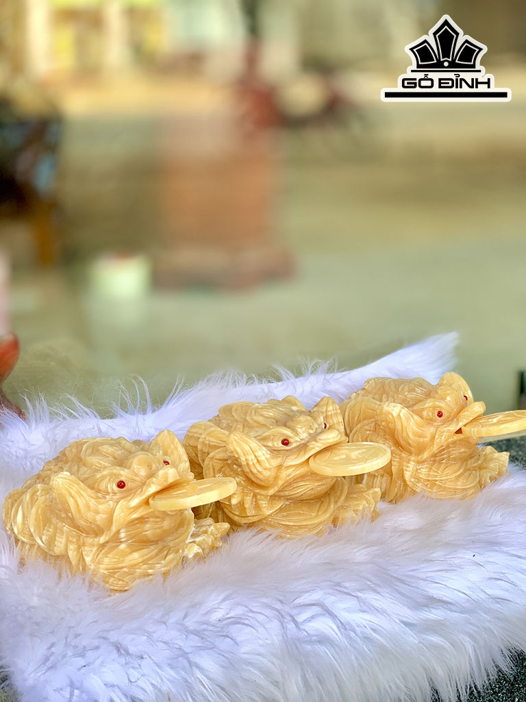 Tác Phẩm Thiềm Thừ Đá Ngọc Hoàng Long Cao 15 (cm)
