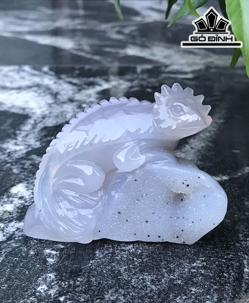 Tượng Tắc Kè Đá Mã Não Cao 8,5 Ngang 7 Sâu 2,5 (cm)