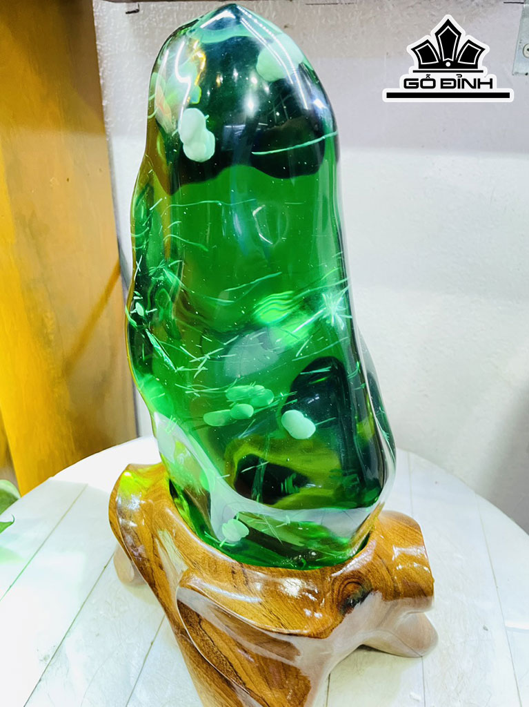 Tác Phẩm Đá Lửa Cao 32 Ngang 15 (cm) 6,8kg