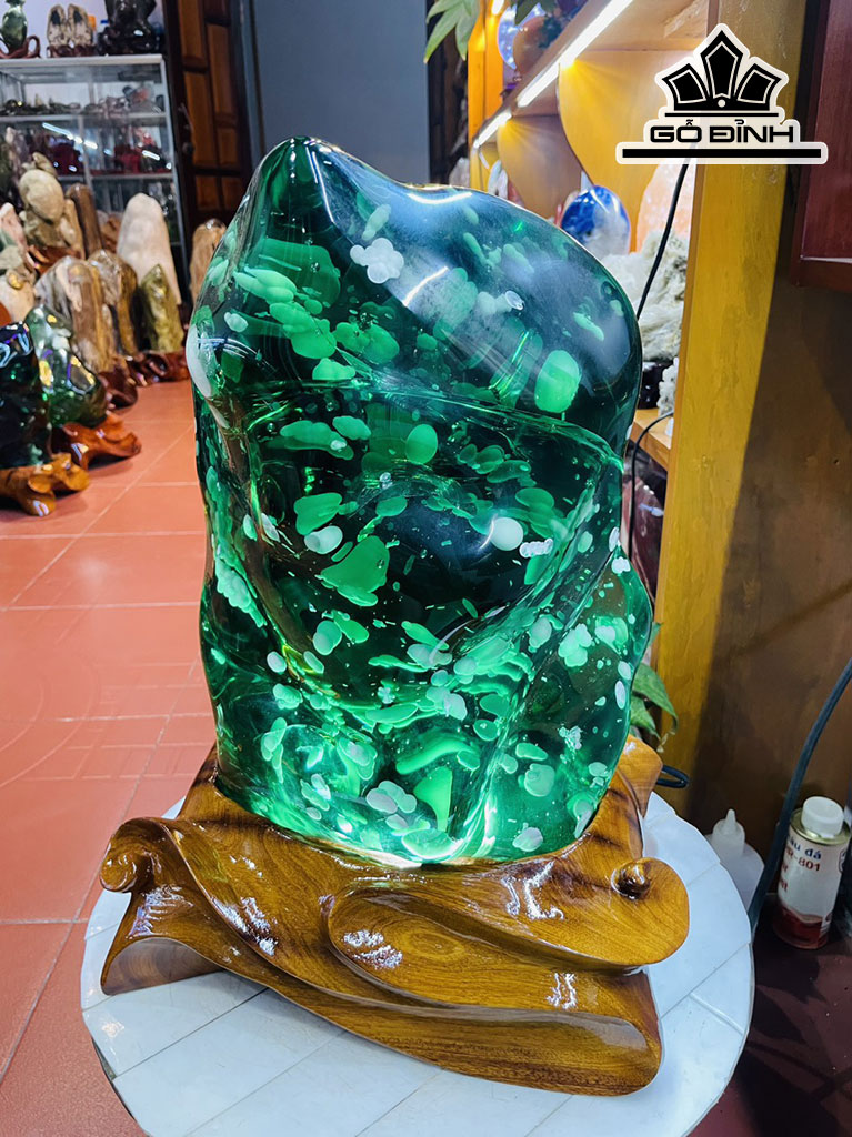 Tác Phẩm Đá Lửa Cao 43 Ngang 23 (cm) 30kg