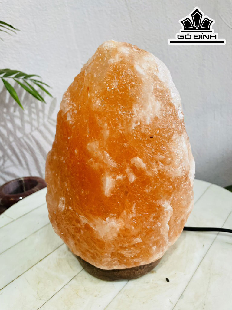 Tác Phẩm Đá Muối Himalaya Cao 23 Ngang 17 (cm) 5,4kg