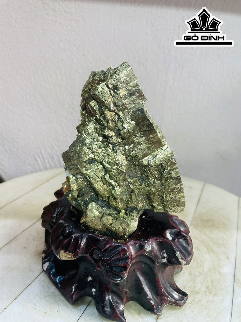 Tinh Thể Đá Pyrite Cao 18 Ngang 10 (cm) 1,8kg