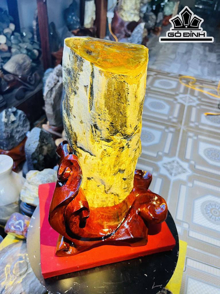 Tác Phẩm Gỗ Hóa Thạch Cao 33 (cm) 3.4kg