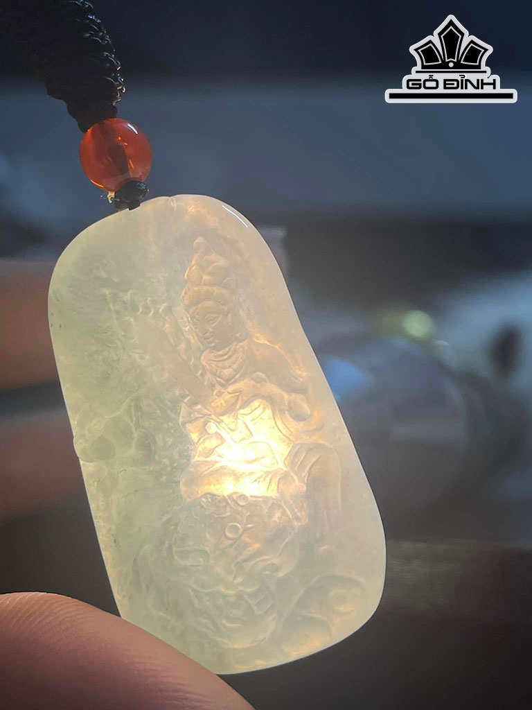 Mặt Dây Chuyền Đá Cẩm Thạch (Jadeite) Cao 38 Ngang 21 Sâu 7 (mm)