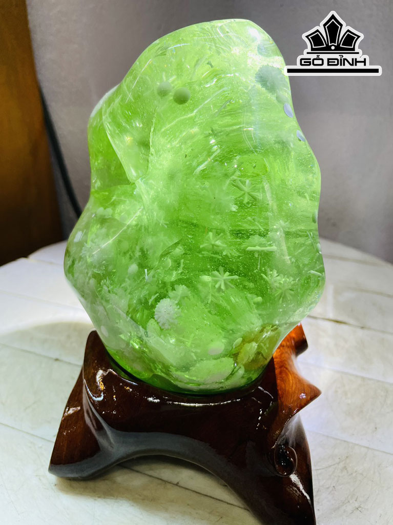 Tác Phẩm Đá Lửa Cao 19 Ngang 15 (cm) 2,6kg